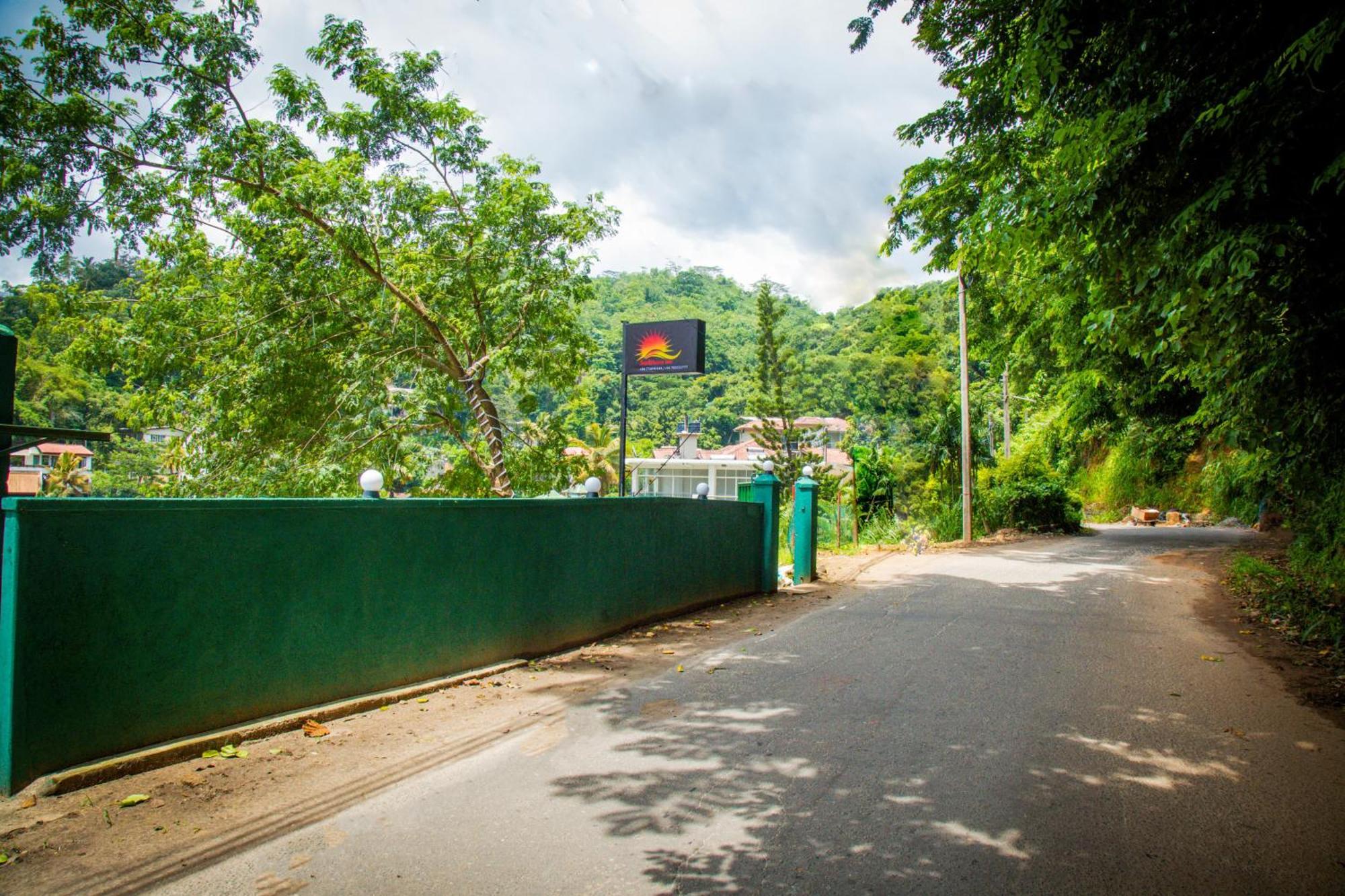 Sunbloom Inn Kandy Dış mekan fotoğraf