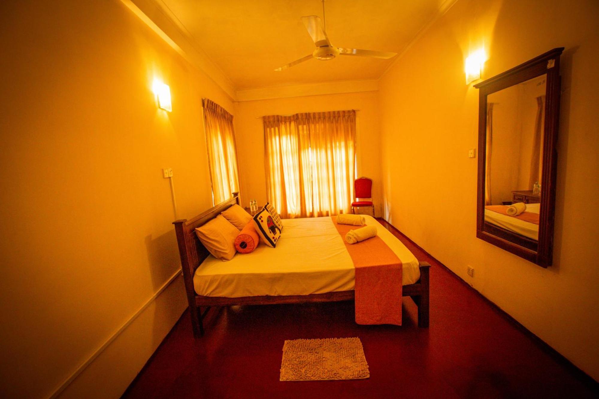 Sunbloom Inn Kandy Dış mekan fotoğraf