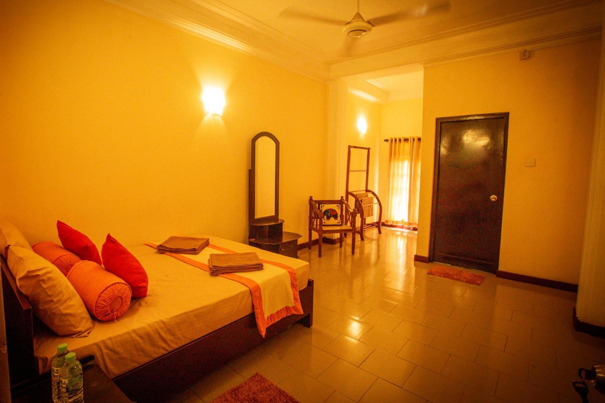 Sunbloom Inn Kandy Dış mekan fotoğraf